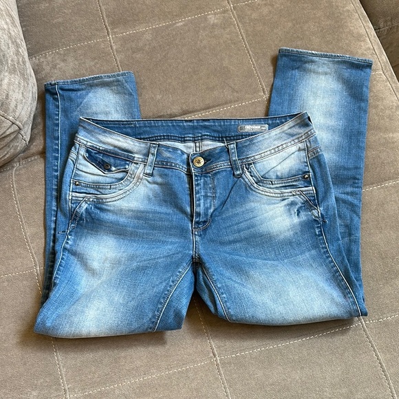 Blue Skinny Jeans with Gradient Fading - Picture 1 of 11